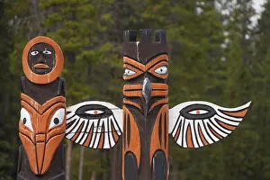 Locals: Totem pole - Jasper National park - Alberta, Canada