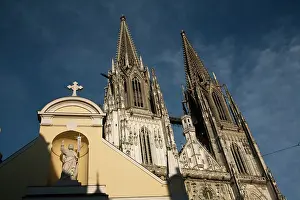Bartruff: Towers of St. Peter's Cathedral in Old Town