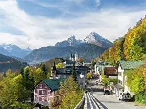 Gaudy: The town of Berchtesgaden and Mt. Watzmann