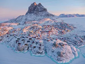 Uummannaq: Town Uummannaq during winter in northern West Greenland