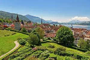 Rigi: Town view with Zytturm, Capuchin tower and church