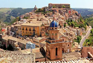 Towns: Townscape, Ragusa Province, Sicily, Italy, Europe