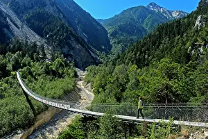 Suspension: Traditional Bhutanese hanging walkway, Bhutan bridge