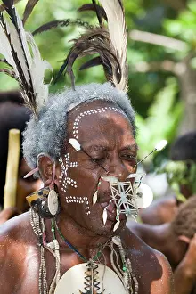 Solomon: Traditional dancer Solomon Islands