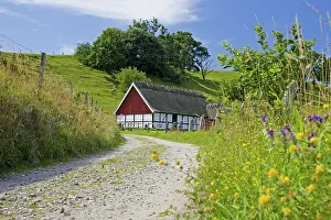Cottages: Traditional farmhouse Broesarps backar