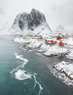 Cabin: Traditional norwegian red cabins (Rorbuer) at the waterfront in the Lofoten Islands