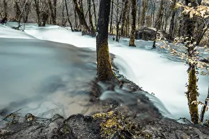 Jura: Tufs waterfall in winter, Jura, France