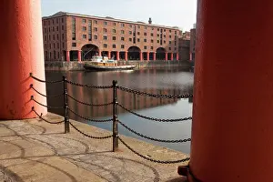 Docks: Tugboat