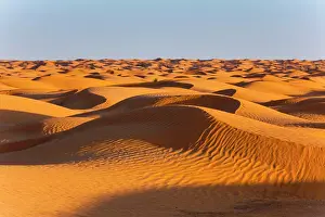 Simplicity: Tunisia, Ksour Area, Ksar Ghilane, Grand