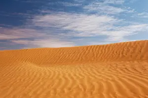Simplicity: Tunisia, Ksour Area, Ksar Ghilane, sand