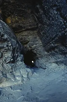 Waterton: Tunnel in Waterton Park
