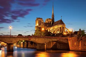 Notre: Twilight over Cathedral Notre Dame and River