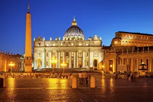 Piazza: Twilight at St. Peter's Basilica, Vatican