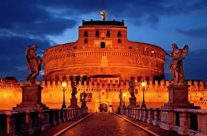 Sant: Twilight view across Ponte Sant Angelo to
