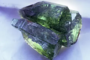 Unpolished: Uncut emerald