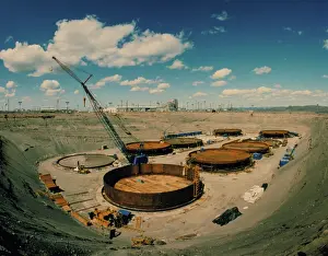 Tanks: Underground storage tanks for liquid nuclear waste