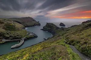 Seashore: United Kingdom, England, Cornwall. Boscastle, Sunset at