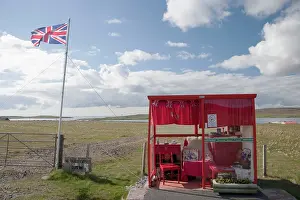 Unst: Unst Bus Shelter
