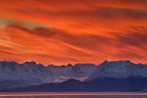 Grall: USA, Alaska, Kachemak Bay. Intense sunrise