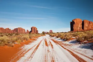 Tribal: USA, Arizona, Monument Valley Navajo Tribal