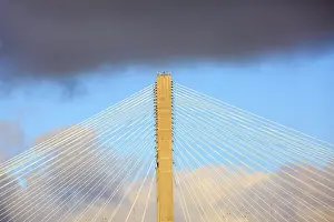 Cable: USA, Georgia, Savannah. Talmadge Memorial Bridge
