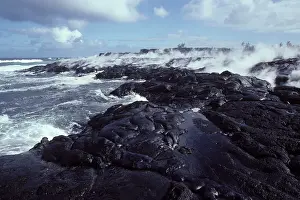 Volcanos: USA - Hawaii - Big Island - Eruption of the Pu'u