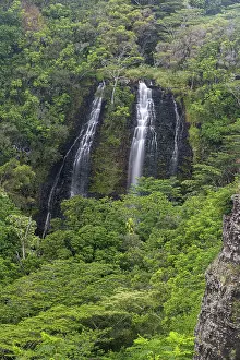 Hawaii: USA, Kauai, Hawaii. Opaekaa Falls