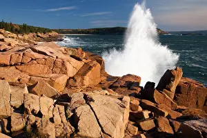 Wells: USA, Maine, Acadia National Park, Waves