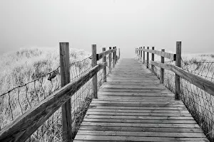 Point: USA, Minnesota, Duluth, Park Point, Boardwalk over Dunes