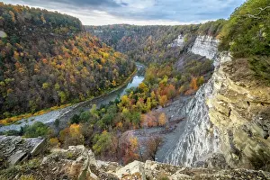 Autumn Color: USA, New York. Genesee River winds through Letchworth State