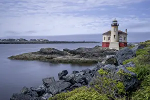 Lighthouse: Usa, Oregon, Bandon. Coquille River Lighthouse