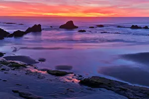 Tide: USA, Oregon. Seal Rock State Recreation Site sunset