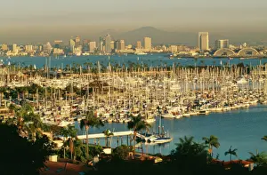 Quay: USA - Shelter Island & San Diego skyline