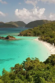Board: USA, USVI, St John. Tropical winter getaway
