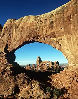 Holes: USA, Utah - Arches National Park, North window and