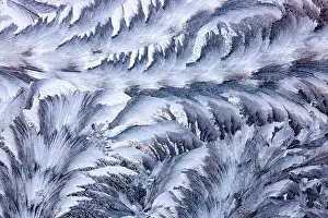 Window: USA, Washington State, Sammamish. Frost on auto window