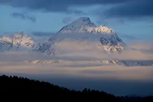 Teton: USA, Wyoming, Grand Teton National Park. Sunrise
