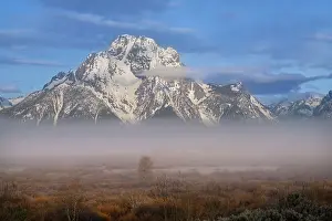 Teton: USA, Wyoming, Grand Teton National Park. Sunrise