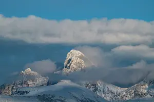 Table: USA, Wyoming. Landscape of Teton Mountains from
