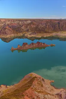 Turqoise: Valle Grande Dam - turqoise coulured water of the
