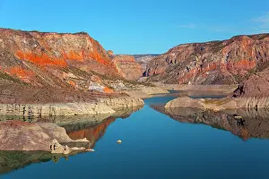 Turqoise: Valle Grande Dam - turqoise coulured water of the