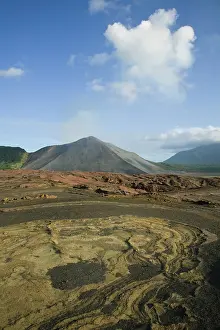 Vanuatu: Vanuatu-Tanna Island-Mt. Yasur Volcano (elevation