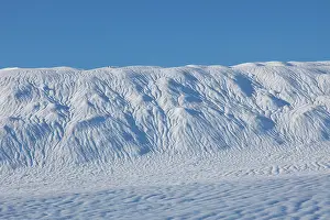 Glaciation: Vatnajoekull Vatnajoekull view of largest glacier in Eu