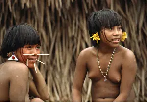 Peoples: VENEZUELA - Yanomamo Indian girls