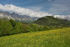 Vercors: Vercors Mountains eastern scarp of the limestone
