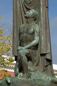 1914: Verdigris on 1914-1918 war memorial