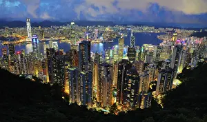 Victoria: Victoria Harbour and Skyline from Victoria Peak at night, Ho
