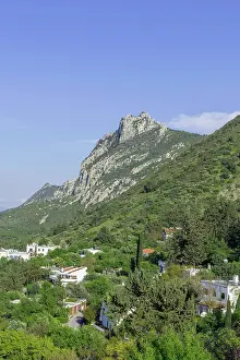 031019: View to the castle ruin St.Hilarion, Karaman, district