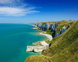 Alabaster: View of the chalk cliffs of the alabaster coast