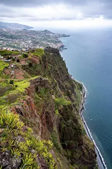 Cabo: View of coast, Cabo Giroo, Europes highest cliff, Madeira